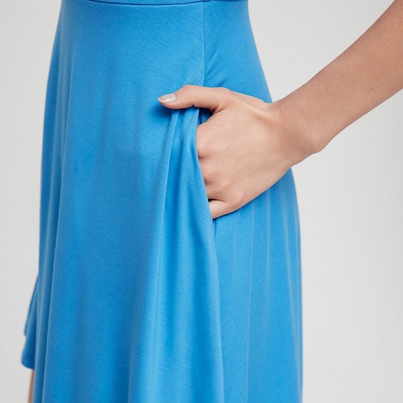 Aritzia Sunday Best Beatrice Dress - Picture 10 of 13